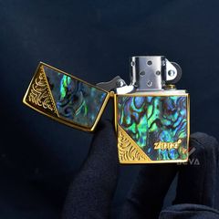 Zippo Khảm Trai Hoa Văn Góc Chéo ZN29