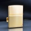 Zippo mạ vàng khảm mem ốp ngựa nổi ZN11