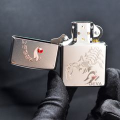 Zippo Satin Khắc Bọ Cạp Đính Đá ZN69