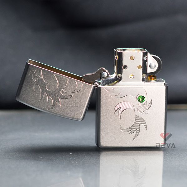 Zippo Satin Khắc Rồng Thần Đính Đá ZN70
