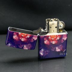 Zippo Hộp Mica Sơn Chủ Đề Nhất Niệm Hoa Khai ZN130