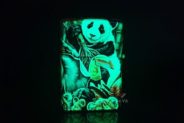 Zippo Sơn Dạ Quang Chủ Đề Khu Rừng Bí Mật ZN51