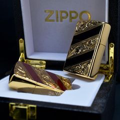 Zippo Sơn Mài Hoa Văn Mạ Vàng Kẻ Chéo ZN67