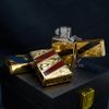 Zippo Sơn Mài Hoa Văn Mạ Vàng Kẻ Chéo ZN67