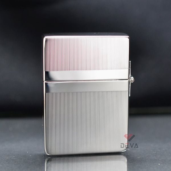 Zippo Tái Bản 1935 Bản Lề Ngoài Vân Nhỏ Kẻ Dọc ZN197