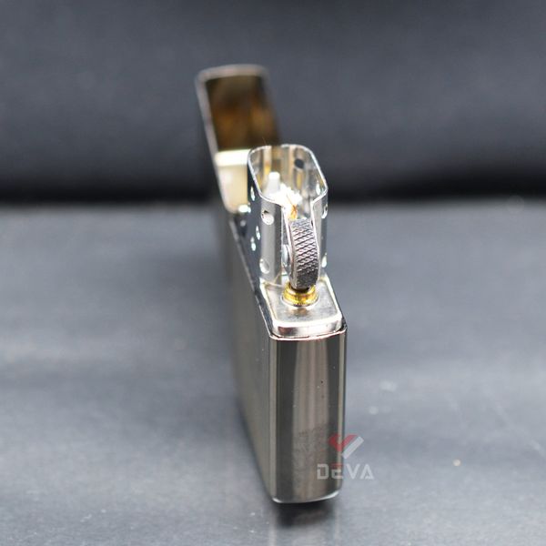 Zippo Tranh Thủy Mặc Cá Chép Vượt Vũ Môn ZK10