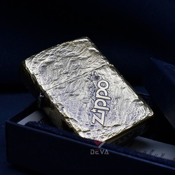 Zippo Armor Vỏ Thô Khắc Nổi Logo Zippo ZD25