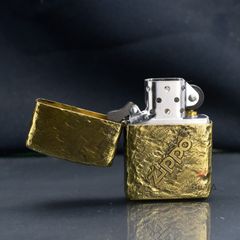 Zippo Armor Vỏ Thô Khắc Nổi Logo Zippo ZD25