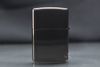 Zippo Đen Bóng Khắc Tướng Quan Vũ Mạ Vàng ZK84