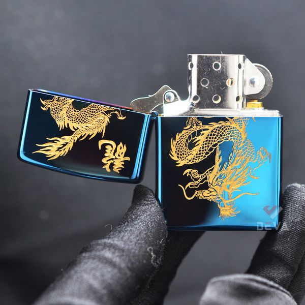Zippo Xanh Sapphire Khắc Hình Rồng Bay Mạ Vàng ZK07