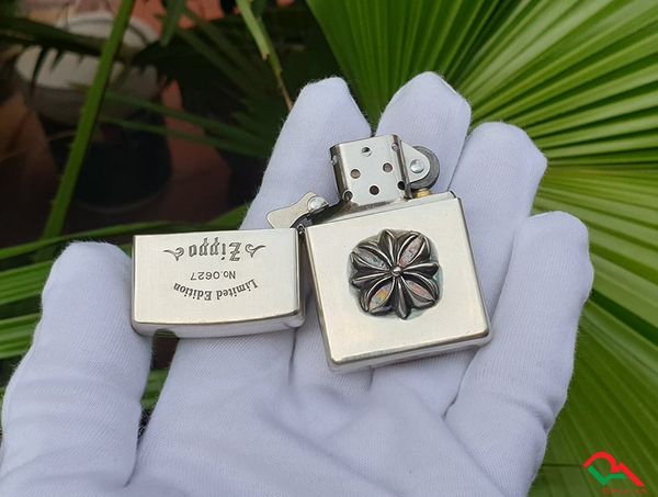Set Zippo Emblem hình hoa 1998 C131