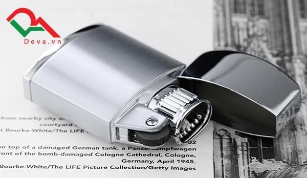 Bật lửa xăng đá Ronson R28