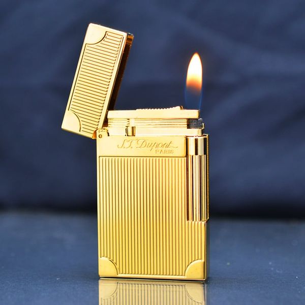 Bật lửa Dupont kẻ chặn 4 góc D75