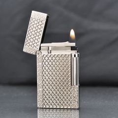 Bật lửa ST Dupont hoa văn kẻ lưới D128