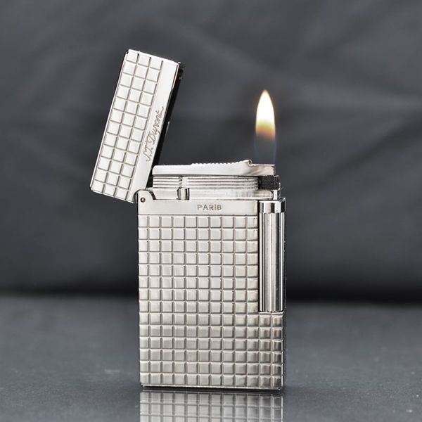 Bật lửa Dupont trắng kẻ vuông trắng D138