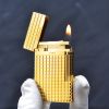 Bật lửa Dupont trắng kẻ vuông trắng D138T