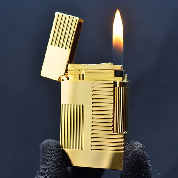 Bật lửa ST Dupont khắc chìm vạch ngang dọc D218