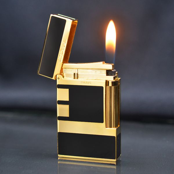 Bật lửa ST Dupont mảng sơn mài đen viền vàng D205