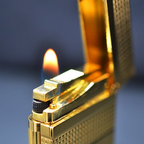 Bật lửa Dupont kẻ ô vuông ngang D72