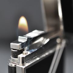 Bật lửa ST Dupont sơn chéo D141