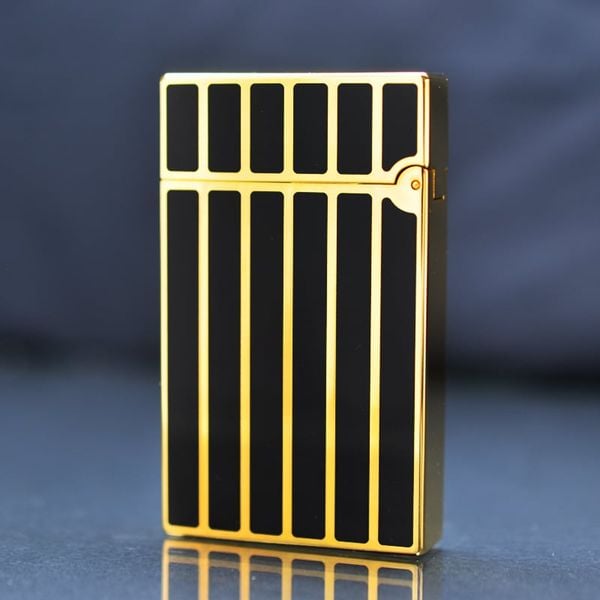 Bật lửa Dupont kẻ dọc sơn mài D84