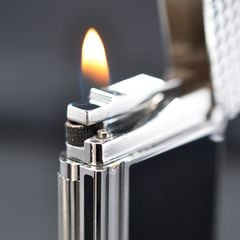 Bật lửa ST Dupont Hong Kong sơn mài nắp kẻ ô vuông D168