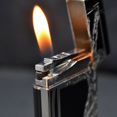 Bật lửa ST Dupont Sơn Mài Đẹp D194