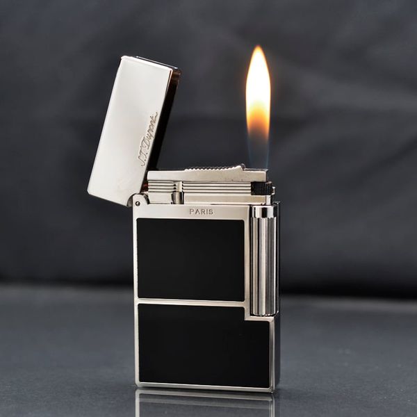 Bật lửa ST Dupont sơn mài đen kẻ viền ngang D152