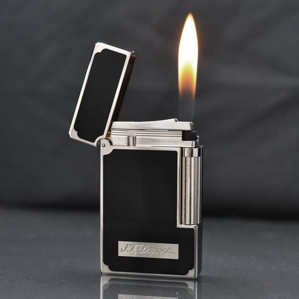Bật lửa ST Dupont sơn mài đen viền vàng D125