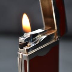 Bật lửa ST Dupont sơn mài đỏ chấm kim tuyến  D64