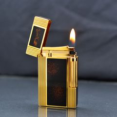 Bật lửa ST Dupont kẻ dọc sơn mài đen D164