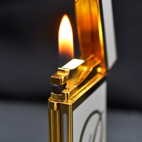 Dupont trắng chữ vàng chéo D155