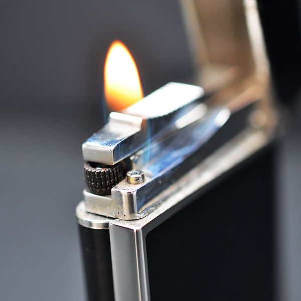 Bật Lửa ST Dupont Sơn Mài Chân Dung D193