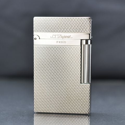 Bật lửa Dupont ô vuông chéo nhỏ D108