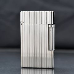 Bật lửa ST Dupont kẻ dọc song song D154