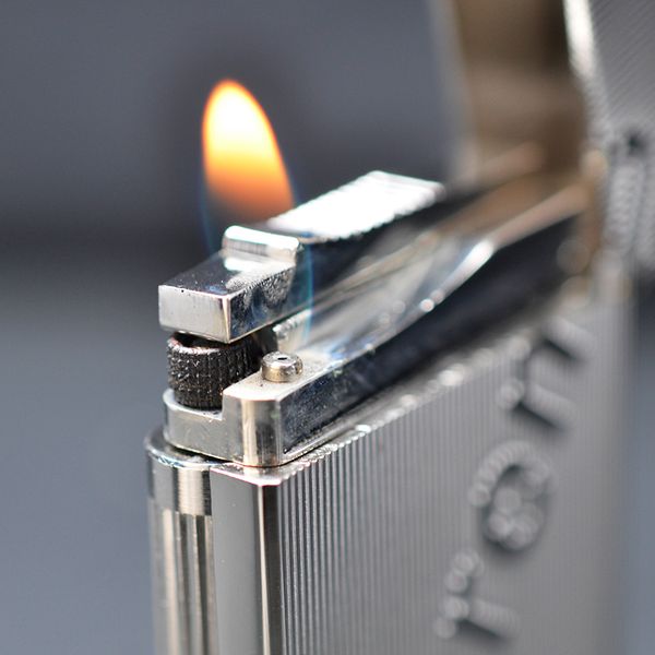 Dupont kẻ sọc Chữ Supper nổi D185