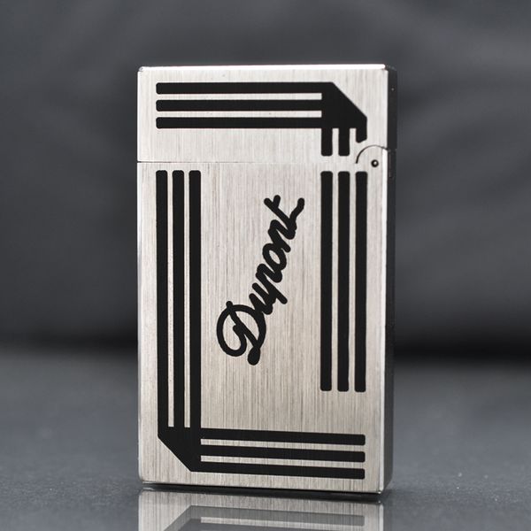 Mẫu bật Dupont sơn chữ Dupont màu vàng D130