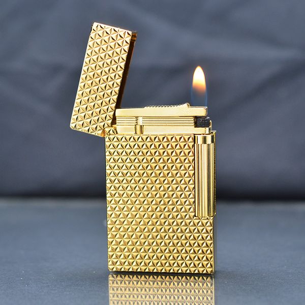 Bật lửa ST Dupont Mạ Vàng hoa văn tam giác nổi D184
