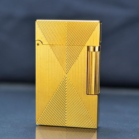 Bật lửa ST Dupont kẻ các góc D160