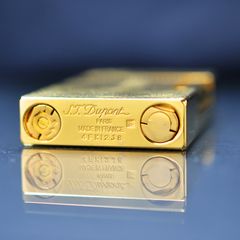 Bật lửa Dupont kẻ chéo họa tiết chữ D chìm D73