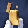 Bật lửa Dupont kẻ chéo họa tiết chữ D chìm D73V