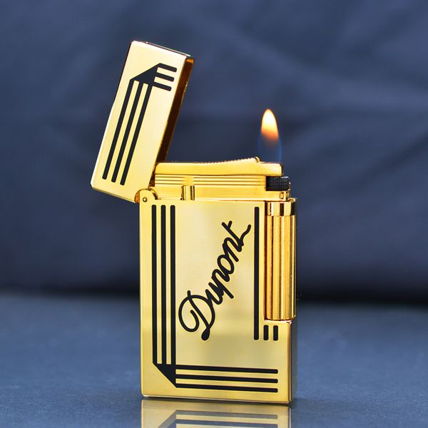 Mẫu bật Dupont sơn chữ Dupont màu vàng D130