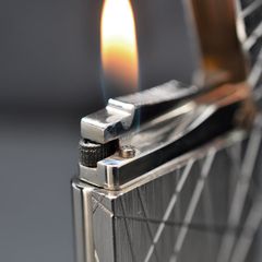 Bật lửa ST Dupont kẻ chìm chéo Độc Lạ D186