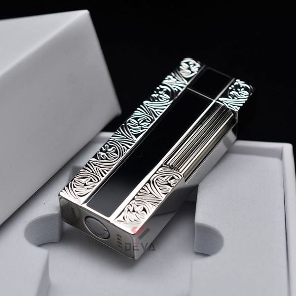 Bật Lửa Xăng Đá Calories Sơn Mài Đen Viền Hoa Văn CL06