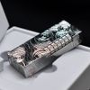 Bật lửa xăng đá Calories Vân Nổi Hoa Văn Xoán Ốc 3D CL07