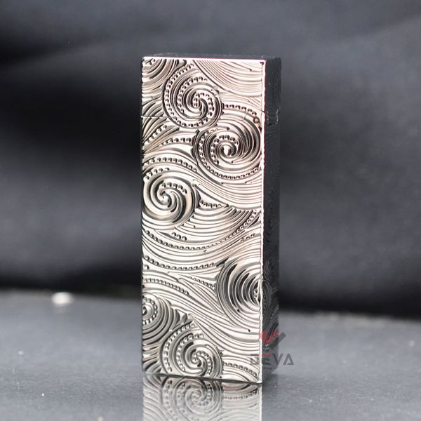 Bật lửa xăng đá Calories Vân Nổi Hoa Văn Xoán Ốc 3D CL07