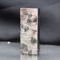 Bật lửa xăng đá Calories Vân Nổi Hoa Văn Xoán Ốc 3D CL07