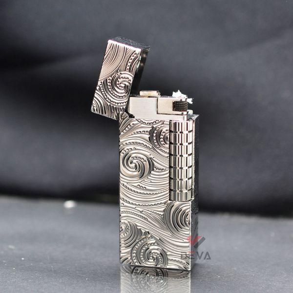 Bật lửa xăng đá Calories Vân Nổi Hoa Văn Xoán Ốc 3D CL07