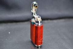 Bật lửa xăng Chief bọc gỗ đánh lửa dây chuyền CF227-501