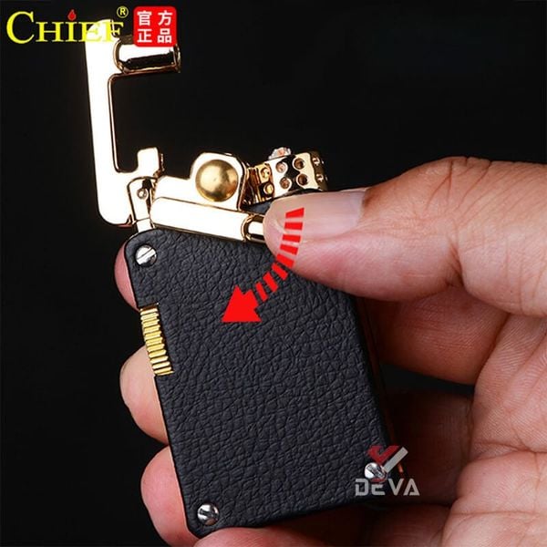 Bật lửa xăng đá chính hãng Chief cần gạt ốp da 2 mặt CF708